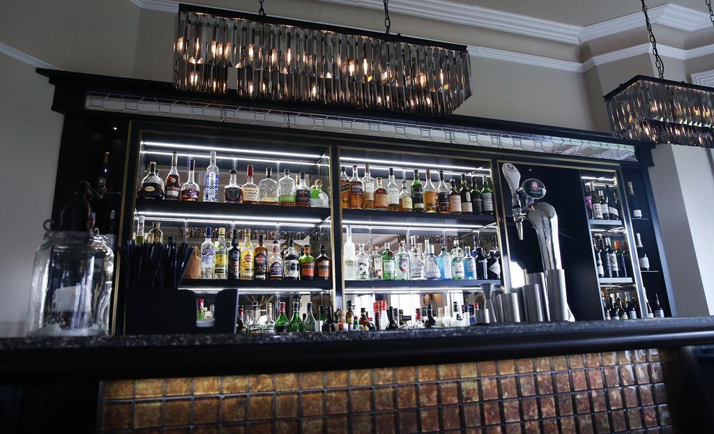 Leasowe Castle Hotel Moreton  Екстер'єр фото
