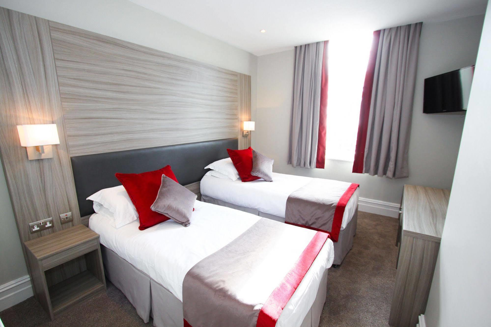 Leasowe Castle Hotel Moreton  Екстер'єр фото